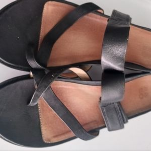ABEO woman's black leather slip on strap sandals Size 10N
